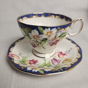 Vintage Queen Anne Bone China Granny Narcissus Floral Blue Trim Tea Cup Saucer